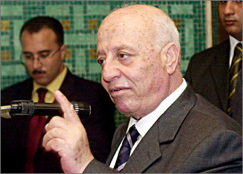 Palestinian Prime Minister Ahmed Qorei addresses a press conference after their meeting in Cairo, 22 October 2003. Qorei met with US Middle East envoy William Burns, the assistant secretary of state for Near Eastern Affairs who then left for Sharm el-Sheikh, at Cairo international airport. AFP PHOTO/MENA-HO