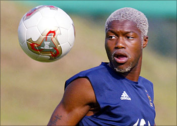 picture taken 29 May 2002 in Seoul shows French national soccer team forward Djibril Cisse during a training session of the French squad. copy