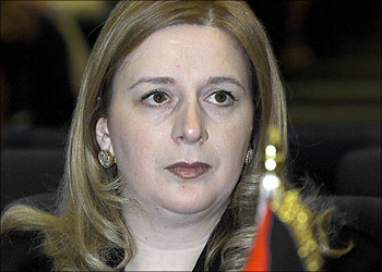 afp - (FILES)--Suha Arafat, wife of Palestinian leader Yasser Arafat attends the last day of the first Arab Women Summit in Cairo 20 November 2000. Representative of the Palestinian Authority in Paris Leila Shahid said 11 February 2004 that accusations of money laundering published in the "Canard Enchaine" against Suha Arafat were "scandalous". AFP PHOTO/Marwan NAAMANI