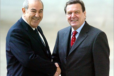 AFP - German Chancellor Gerhard Schroeder (R) greets Iraqi Prime Minister Iyad Allawi at the Chancellery in Berlin, 03