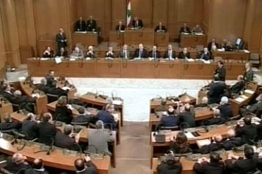 مجلس النواب اللبناني يصوت بأغلبية ساحقة لصالح حكومة ميقاتي