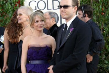 Actress Michelle Williams and her boyfriend actor Heath Ledger arrive at the Golden Globe Awards in Beverly Hills 16 January 2006. Williams is nominated for best supporting actress in a motion picture and Ledger for best actor in a drama motion picture for their roles in "Brokeback Mountain."