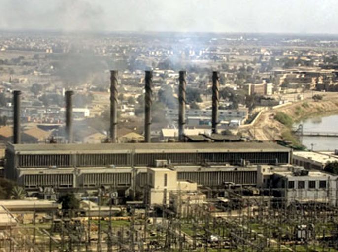 An Ariel view, taken 17 March 2006, shows Baghdad's al-Dora main power plant. Three years after the US-led war against Iraq that started 20 March 2003,