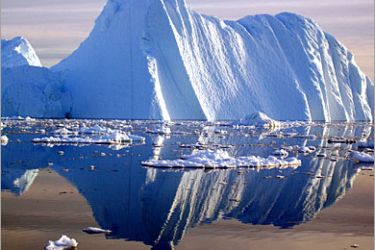 REUTERS /An iceberg carved from a glacier floats in the Jacobshavn fjord in south-west Greenland in this undated handout photograph released on September 20, 2006. Greenland's