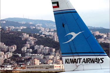 AFP - A Kuwait Airways airplane lands in Beirut's international airport 07 September 2006, just after Israel lifted its punishing eight-week air blockade amid intense international efforts to