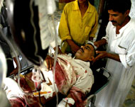 المستشفيات العراقية تغص بضحايا الهجمات (الفرنسية) 