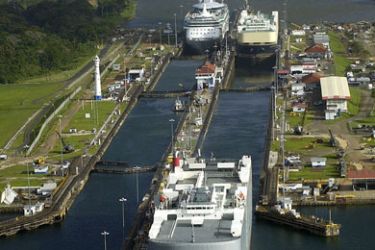 (FILES) Picture handed out by the Panama canal authorities 21 October, 2006 of the Miraflores lock of the Panama Canal, 25 km from Panama City. Voters head to the polls Sunday