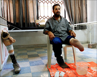 ضحايا الألغام والقنابل الاسرائيلية يتزايدون يوميا في جنوب لبنان (الفرنسية-أرشيف)