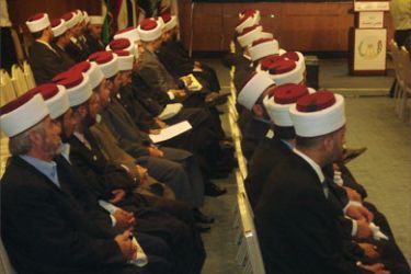 النقاش حول الحسابات الفلكية والرؤية حازت على نقاش واسع في مؤتمر القضاء الشرعي في عمان.
