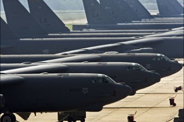 afp : US Air Force B-52H long range strategic bombers, part of the US Eight Air Force, 2nd Bomb Wing fleet sit on the tarmac 19 September 2007 from Barksdale Air Force Base