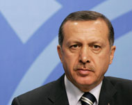 أردوغان حذر من أن عدم تحرك واشنطن ضد المتمردين يهدد علاقاتها مع بلاده (رويترز)