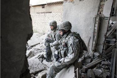 REUTERS/U.S. soldiers with 4th Platoon, G Company, 3rd Squadron 2nd Stryker Cavalry Regiment rest after searching a house during a patrol in the neighbourhood of Muhalla 834 in BaghdadU.S. soldiers with 4th Platoon, G Company, 3rd Squadron 2nd Stryker Cavalry Regiment rest after searching a house during a patrol in the neighbourhood of Muhalla 834 in Baghdad
