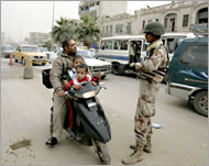 الجيش العراقي شرع في عمليات مداهمة ببيجي (رويترز-أرشيف)