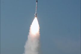 f_In this handout picture released by India's Defence Public Relations Unit 06 December 2007, an Advanced Air Defence (AAD) missile is launched on Wheeler Island off the eastern