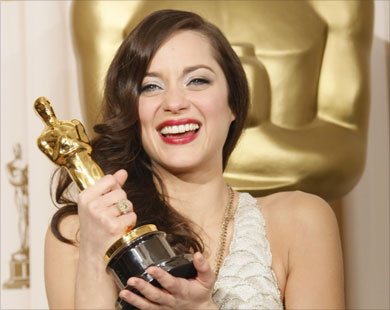 ماريون كوتيار فازت بجائزة أفضل ممثلة في دور رئيسي
