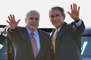 Republican presidential hopeful Senator John McCain poses with US President George W. Bush May 27, 2008 before Bush's departure from Phoenix Sky Harbor International