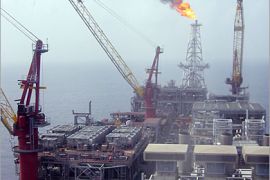 AFP (FILES) This file picture taken on February 5, 2008 shows a general view of the FPSO Bonga (Floating, Production, Storage and Offloading) facility 120 kms off the coast of Nigeria, south of Lago. Anglo-Dutch oil giant Shell halted