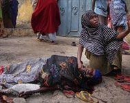 الصوماليون يئنون تحت وطأة العنف والجوع (الفرنسية)
