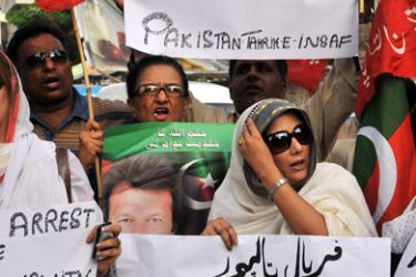 Activists of Pakistan Tahrik-e-Insaf (PTI) protest in Lahore on August 29, 2008 for the release of US detained Pakistani woman Aafia Siddiqui. Global rights group Human Rights