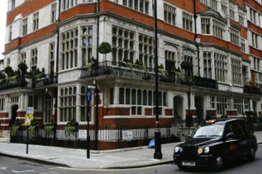 Houses are seen on a street in London's Mayfair where there are properties for sale with a price tag over £20million, September 4, 2008. London's housing market