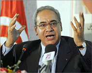 محافظ البنك المركزي ينفي تأثر البنوك التونسية بالأزمة المالية (الجزيرة نت)