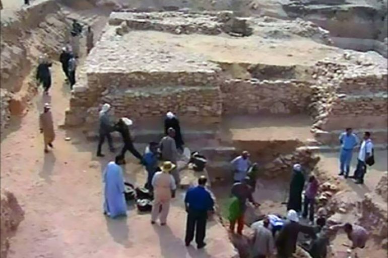 كشف أثري جديد في منطقة سقارة الأثرية - سمير عمر - القاهرة