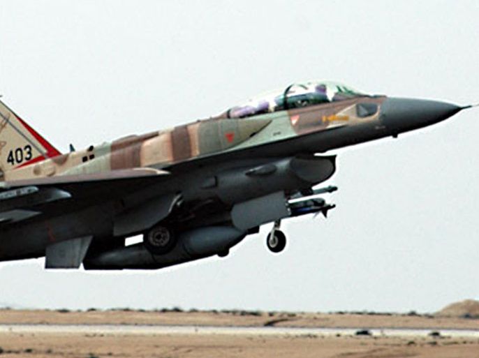 afp : An Israeli airforce F-16I fighter plane takes off at the Ramon Air Force Base, in the southern Israeli Negev desert, on November 19, 2008. The Israeli Air Force demonstrated