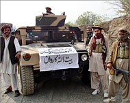 مسلحون تابعون لحركة طالبان باكستان  (الفرنسية-أرشيف)