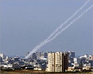 صواريخ المقاومة الفلسطينية بلغت قاعدة جوية تبعد عن القطاع 45 كلم (الفرنسية)