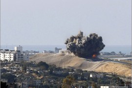 AFP - Smoke billows from the northern Gaza Strip following an Israeli air raid, as seen from the Israeli-Gaza border on January 3, 2009. Israeli artillery today bombarded the Gaza