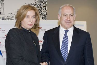 afp/ Israeli Foreign Minister and Kadima party leader Tzipi Livni (L) meets Likud party leader Benjamin Netanyahu on February 27, 2009 at a Tel Aviv hotel. Last-ditch efforts to form a broad-based Israeli coalition failed, paving the way for a rightist government and fuelling concerns about prospects for peace with the Palestinians. Speaking after a 90-minute meeting with Tzipi Livni, foreign minister and leader of the centrist Kadima party, hawkish premier-designate Benjamin Netanyahu