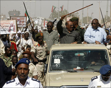 الاتحاد الأفريقي اعتبر أن مذكرة اعتقال عمر البشير تقوض السلام بدارفور (الفرنسية-أرشيف)