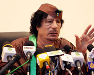 القذافي دعا لرفع العقوبات الأفريقية عن أعضاء المجلس العسكري (الفرنسية-أرشيف)