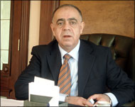 نائب رئيس الوزراء الأردني الأسبقالخبير الاقتصادي محمد الحلايقة (الجزيرة نت)