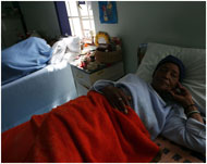 مريضة بالسل في أحد مستشفيات جنوب أفريقيا (الفرنسية-أرشيف)