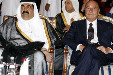 r : Sheikh Hamad bin Khalifa Al Thani (L), Emir of Qatar, and former French President Jacques Chirac attend the conference “Doha Forum and Enriching the Middle East's