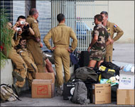 جنود فرنسيون يصلون إلى البرازيل للمشاركةفي البحث عن الطائرة المفقودة (الفرنسية)