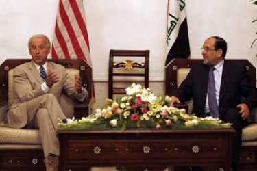 U.S. Vice President Joseph Biden (L) and Iraqi Prime Minister Nuri al-Maliki meet in Baghdad