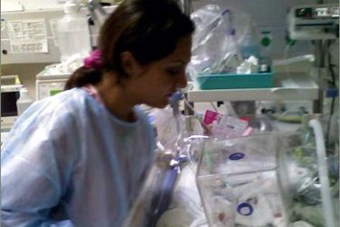 فايزة مجدوب بعد ولادتها في مستشفى الجليل