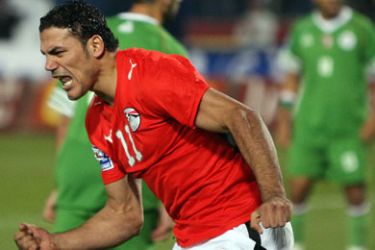 Egyptian forward Amr Zaki celebrates after scoring a goal against Algeria during their 2010 World Cup African zone group C qualifying football match in Cairo on November 14, 2009.
