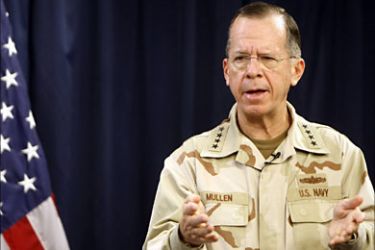 f_US Admiral Mike Mullen, Chairman of the Joint Chiefs of Staff, speaks during a press conference in Baghdad on December 19, 2009