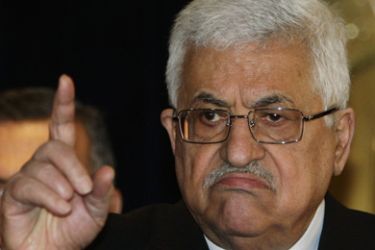 Palestinian President Mahmoud Abbas talks during a news conference after meeting Egyptian President Hosni Mubarak in Sharm el-Sheikh January 4, 2010.