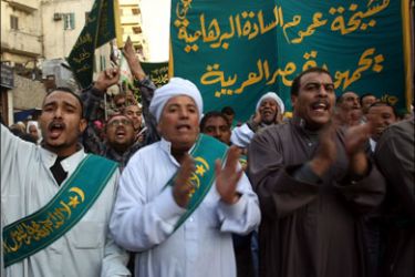 epa : 02056085 Egyptian Sufis take part in a parade in the Islamic neighborhood of Al Ahzar as they celebrate the Prophet Muhammad's birthday in Cairo, Egypt, 26 February