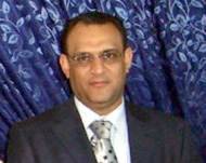 رئيس منظمة دار السلام الحقوقية العراقية د. سامي شاتي (الجزيرة نت)
