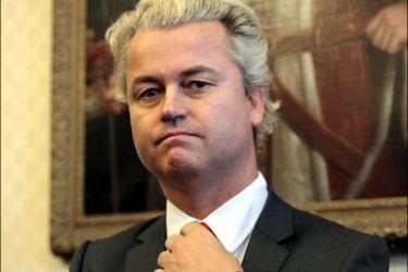 afp : A file picture shows Dutch politician Geert Wilders addressing a press conference in Westminster, central London, on October 16, 2009. Early results from Dutch local