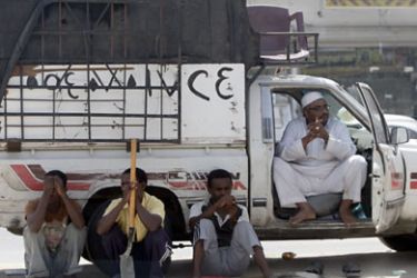 المنظمات الحقوقية الدولية تنتقد السعودية على معاملتها للعمالة (الجزيرة نت) - موضوع إلغاء الكفالة