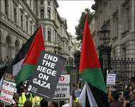 الاستطلاع أظهر أن فلسطين تستأثر باهتمام المسلمين البريطانيين (رويترز-أرشيف)