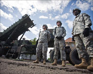 الصواريخ الأميركية لبولندا حضر معهاأكثر من مائة جندي أميركي كمدربين (الفرنسية)