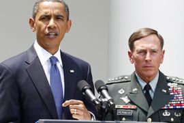 REUTERS / U.S. President Barack Obama announces that Gen. David Petraeus (R) will replace Gen. Stanley McChrystal as his top commander in Afghanistan while in the Rose Garden of the