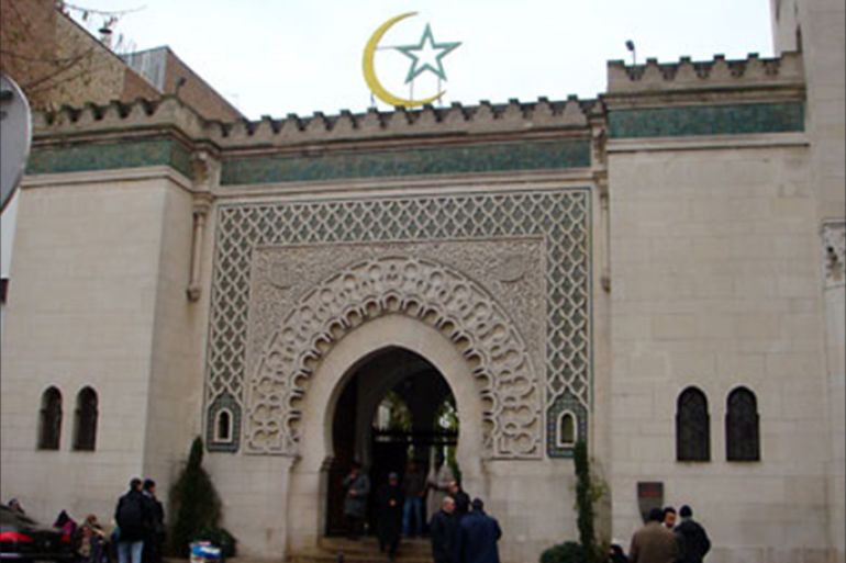 بوابة مسجد باريس تقرير عبدالله بن عالي ويكيليكس تقصي مسلميها